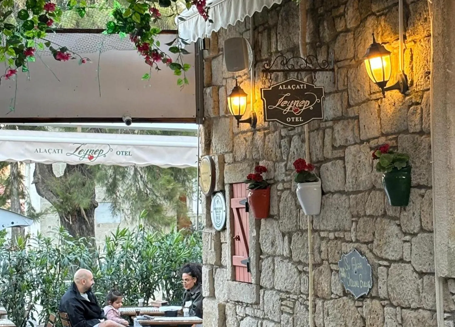 Alacati Zeynep